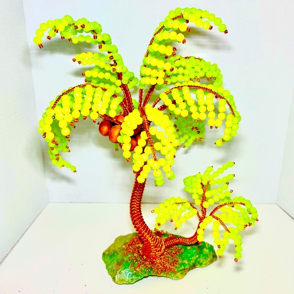 🔥RESERVE FOR SHIELA💥💥GLOW IN THE DARK BEADED - Picture 2 of 9